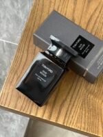 Tom Ford Oud Wood 100ml - Image 8